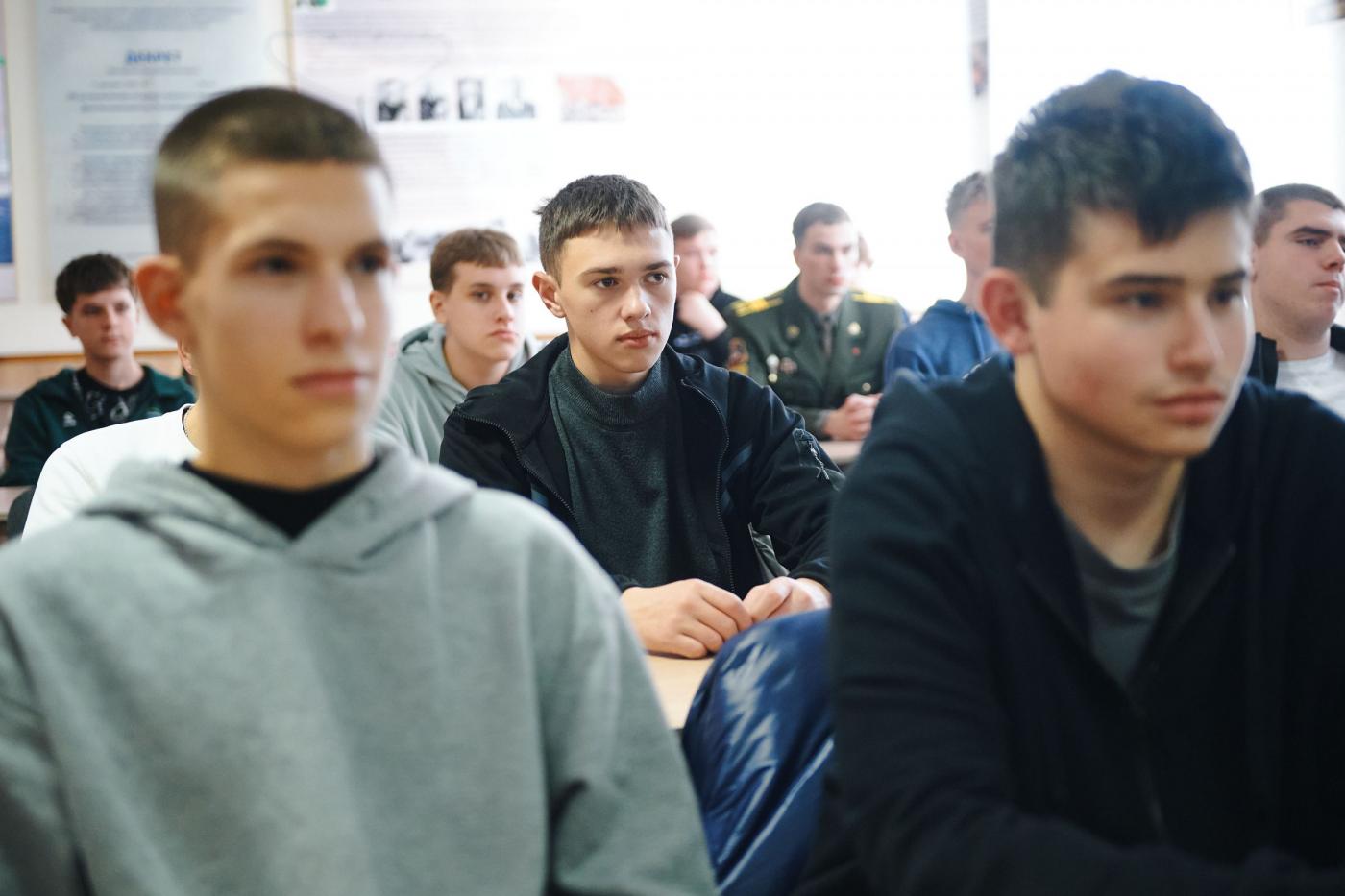 Один день из жизни курсанта: полное погружение в атмосферу военно-технического факультета